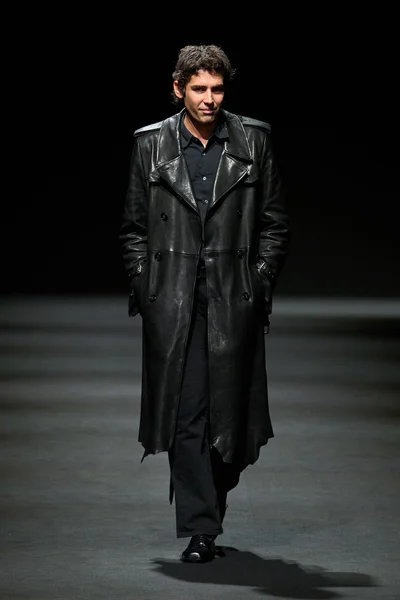 Look 37
